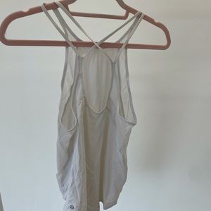 White Lululemon Tank Top size Small (4)